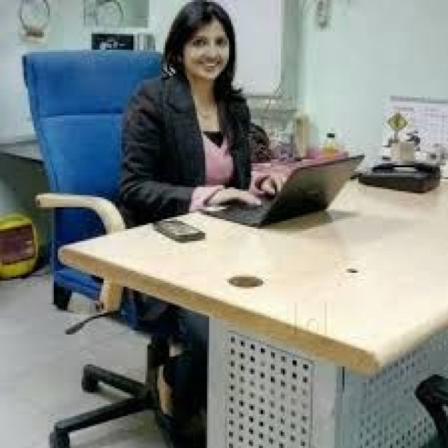 Dietitian in Delhi | Dt. Kanika Khann