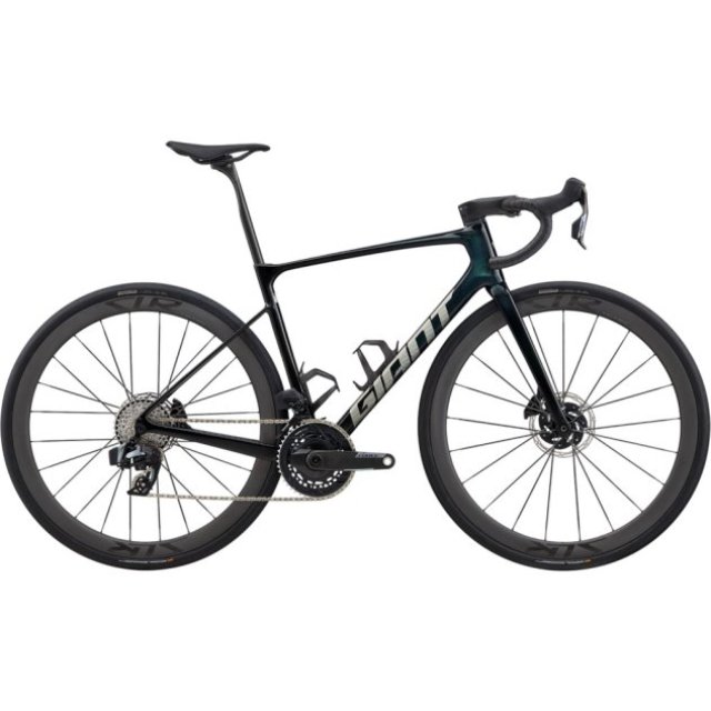 2026 Giant Defy Advanced SL 1 Road Bike (BORNEOBIKESHOP)