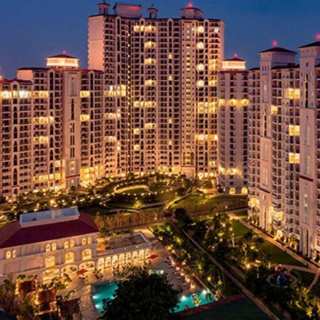 DLF REGAL GARDEN