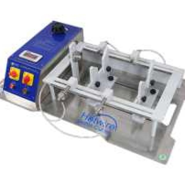 Bottle cutting machine