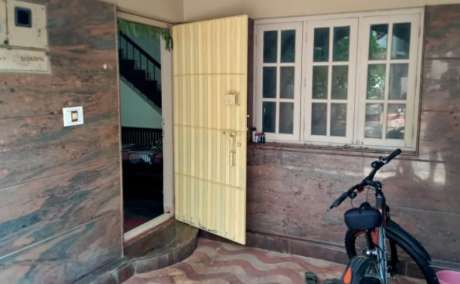 House for sale in HRBR 3 Block 2.5 negotiable