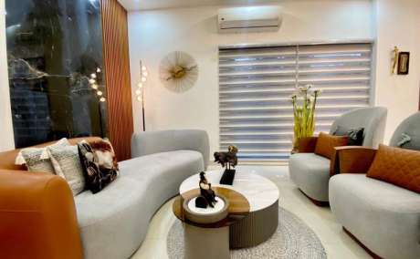 2 BHK and 3 BHK in Marina Suites