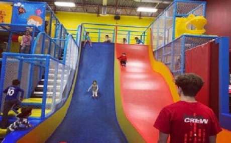 Exciting Trampoline Park in Mississauga, Ontario - Fun for All Ages.