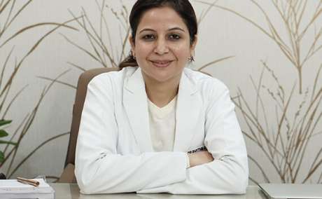 Best IVF Doctor in Delhi - Dr Rhythm Gupta