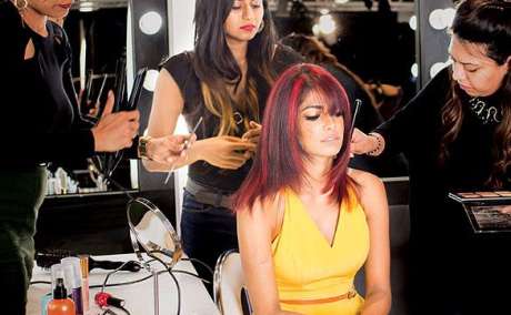 Best Makeup Academy in Ghaziabad | Lakme Academy Noida