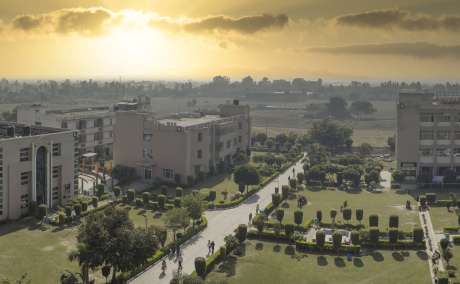 top universities in delhi
