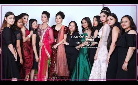 Makeup Artist Courses in Merrut| Lakme Academy Noida