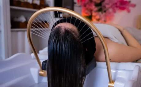 Focused Scalp and Hair Therapy for Women Essential