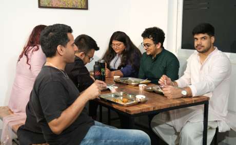 Serviced apartments for rent in kondapur, Hyderabad - Living quarter