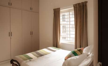 coliving bachelor rooms for rent in Hitech City - Living Quarter