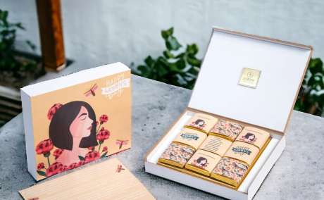 Chocolate For Women's Day - Zoroy