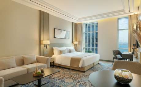 Luxury Hotel in Palm Jumeirah - A Refined Beachfront Escape