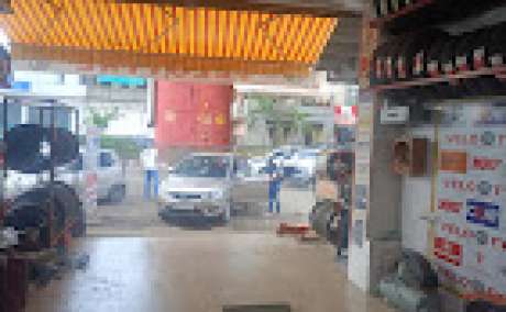 Velo Tyre Store