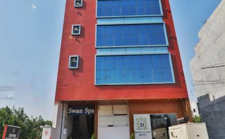 Best Family Hotels in Gomti Nagar | Comfortable Stay at Hotel Divine Glory